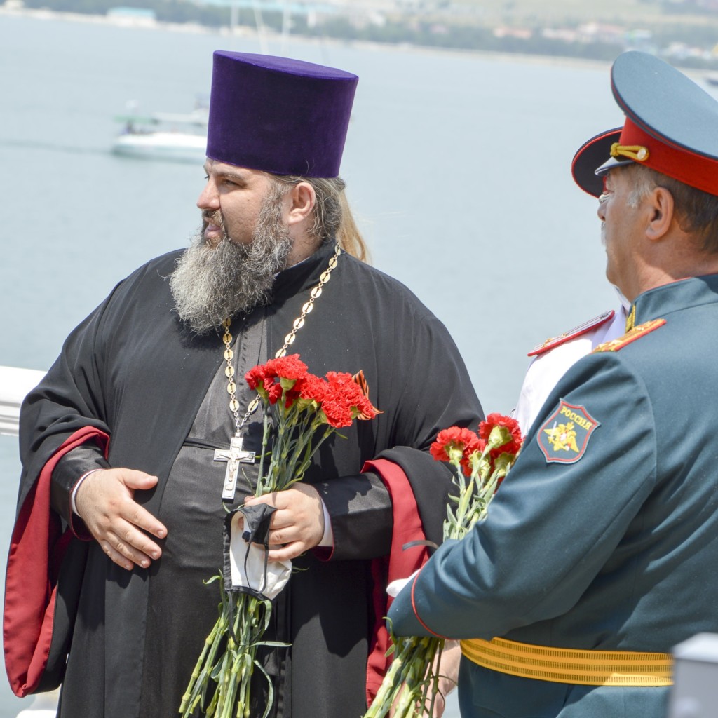 В ГЕЛЕНДЖИКЕ ОТКРЫЛИ ПАМЯТНИК КУНИКОВЦАМ